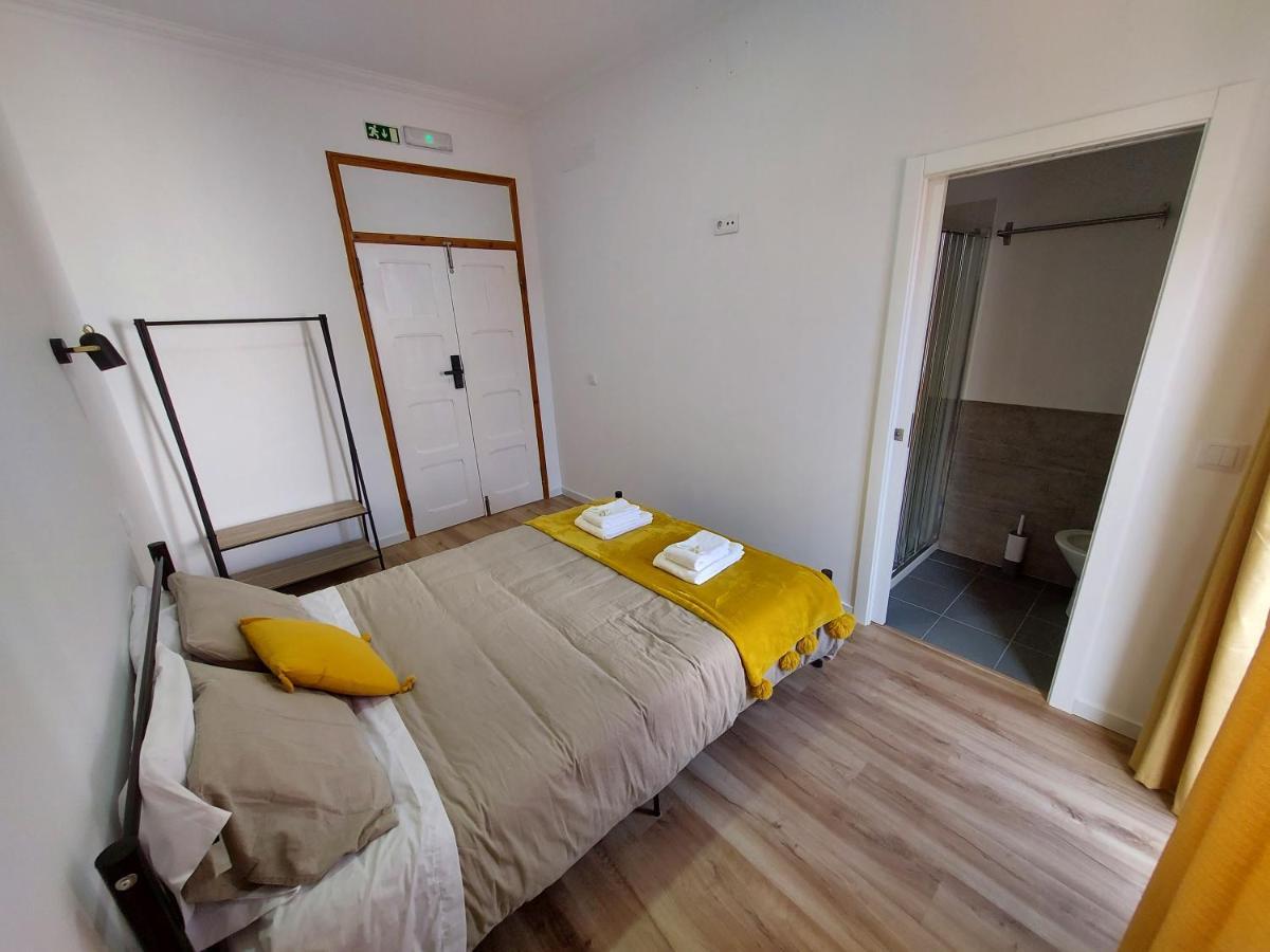 Wolley - Peniche Guesthouse 2 Екстериор снимка